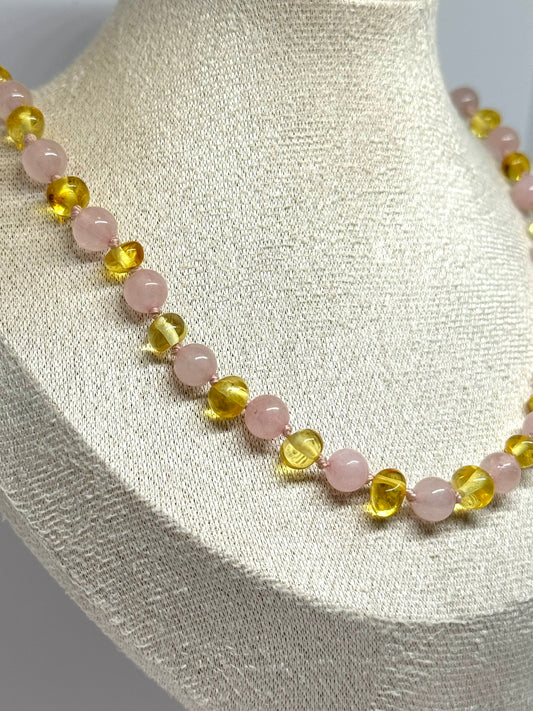 Barnsteen & Natuursteen Ketting - Honing & Rozenkwarts (45 cm)