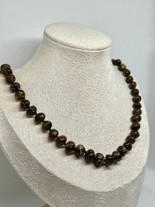 Barnsteen Ketting - Donkergroen (45 cm)