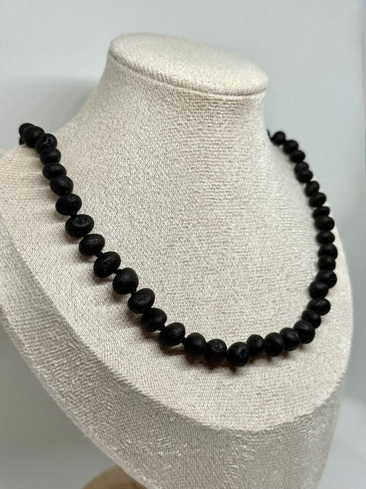 Ruwe Barnsteen Ketting - Zwart (46 cm)