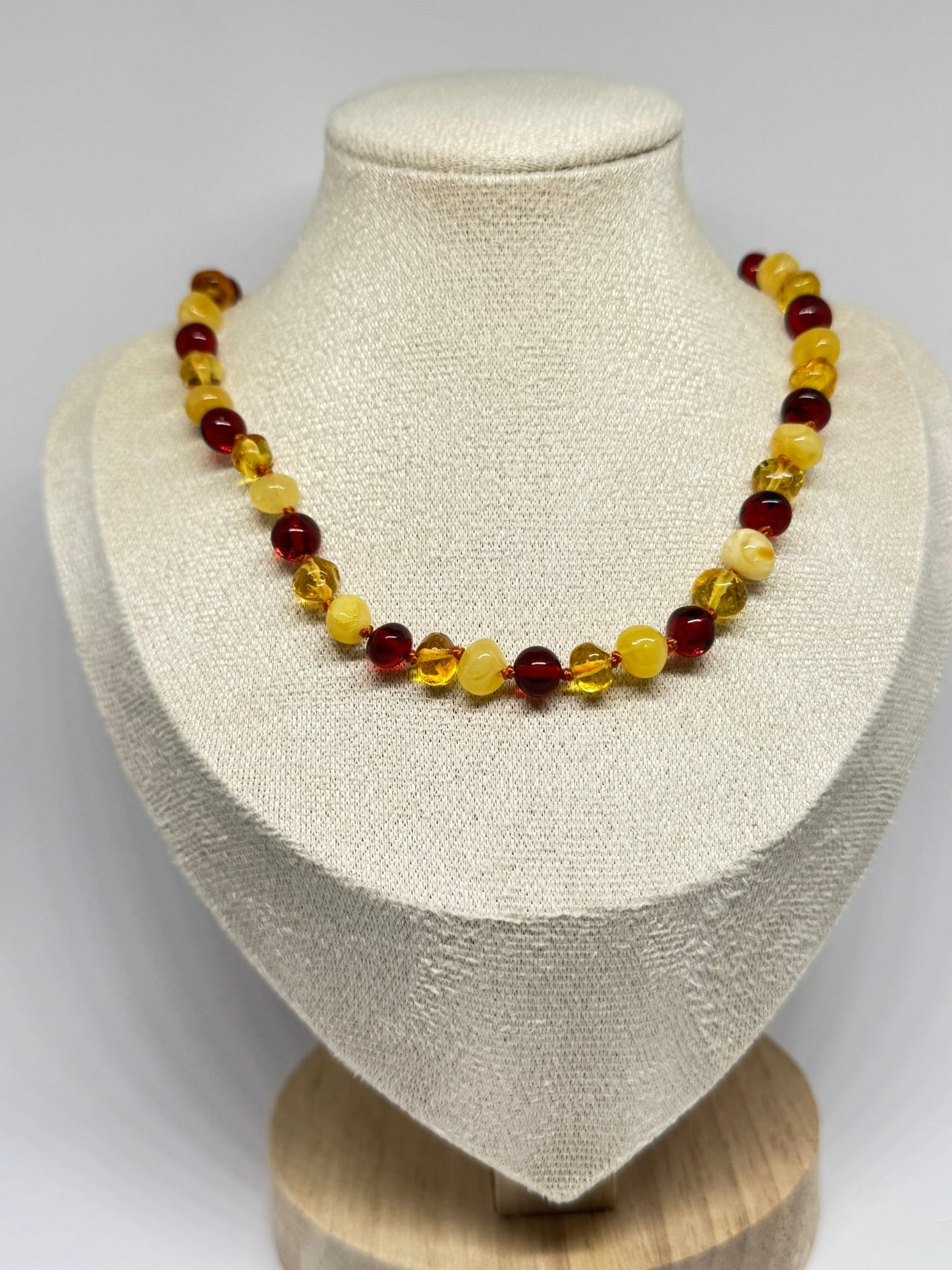 Barnsteen Babyketting - Multicolor Ruby (33 cm)